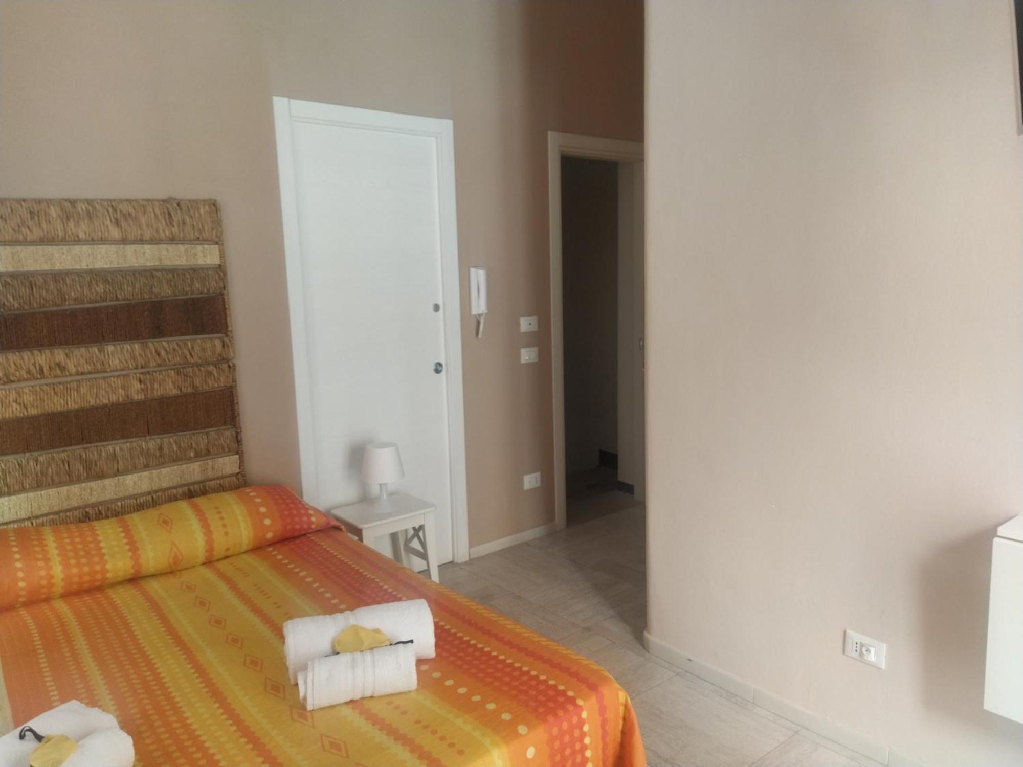 Angelo Apartments & Rooms تراباني الغرفة الصورة